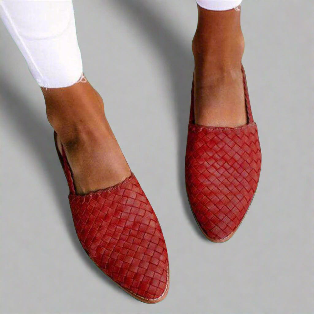 Dorlitha | Handmade Moccasins for Maximum Comfort