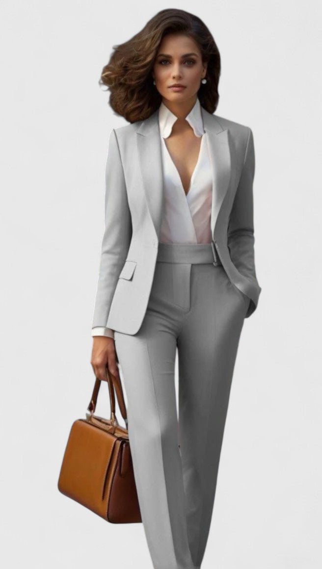 Jenevieve | Sophisticated Suit