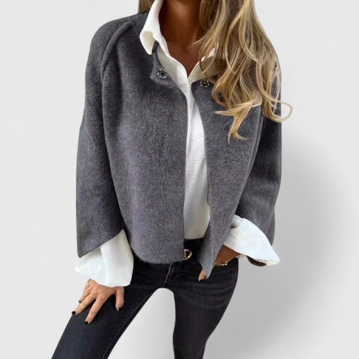 LIZA – TIMELESS ELEGANCE SHORT JACKET