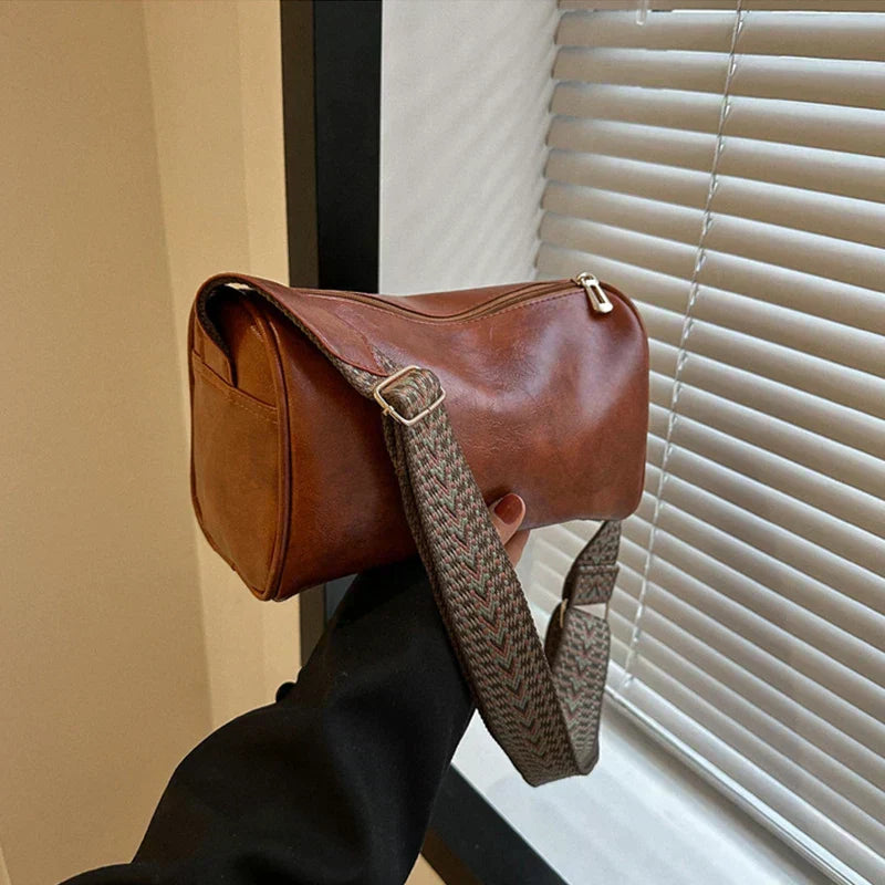 Cassia - Vintage Crossbody Bag