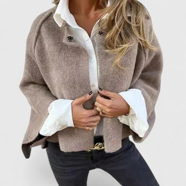LIZA – TIMELESS ELEGANCE SHORT JACKET