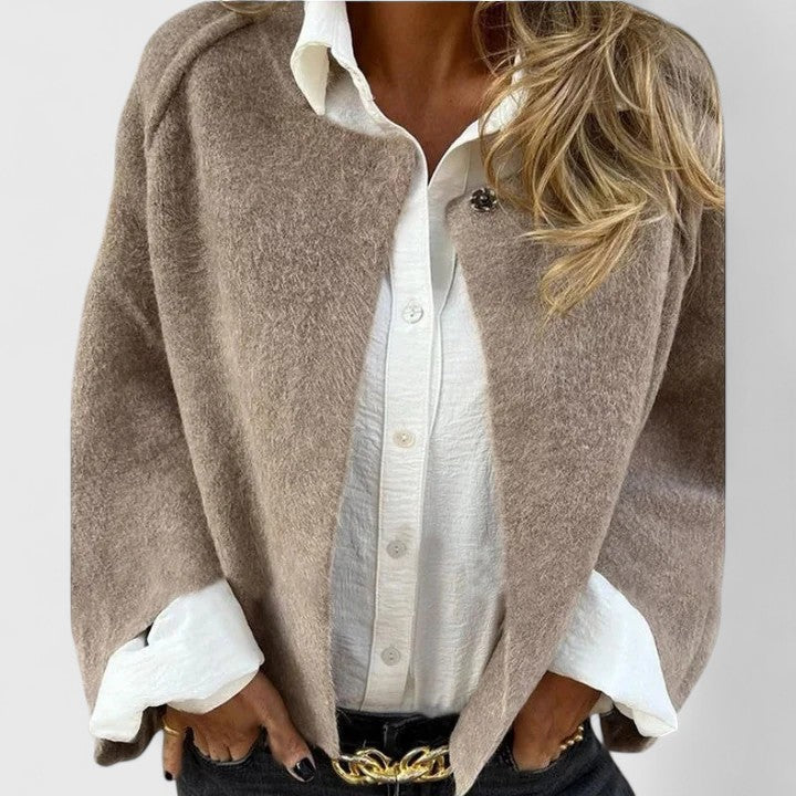 LIZA – TIMELESS ELEGANCE SHORT JACKET